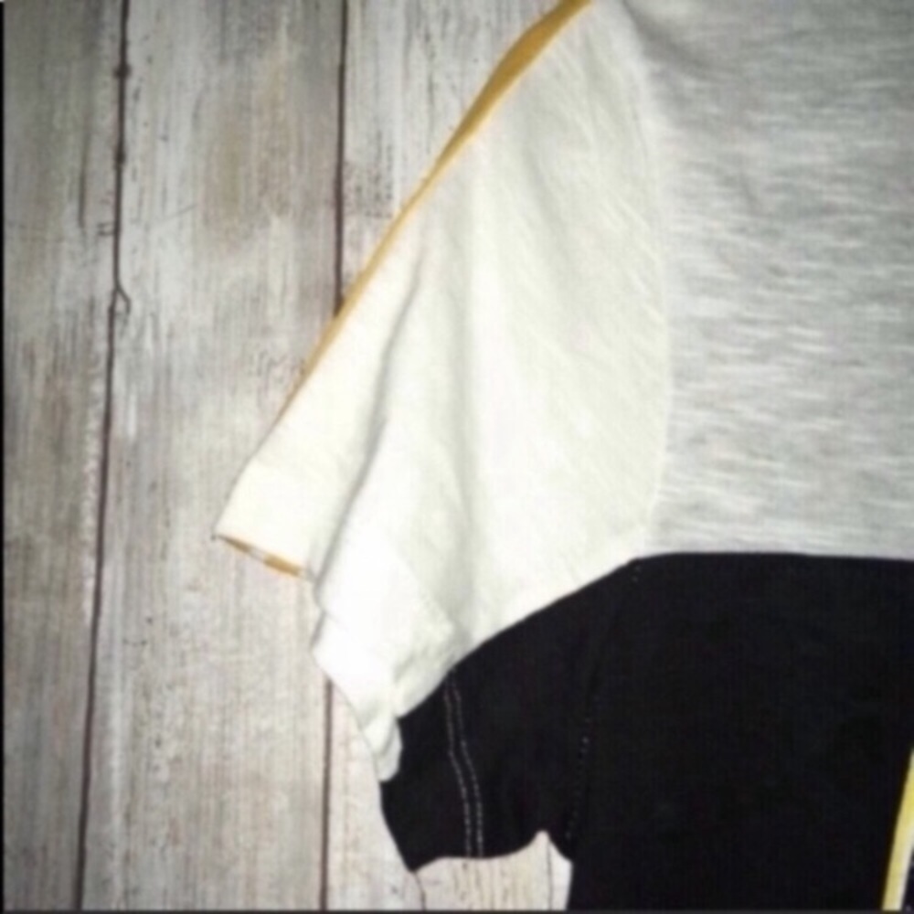 Pittsburgh Pirates Colorblock Tee Womens S NWT Black Gold MLB Shirt - Picture 5 of 7